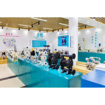 Pompe à membrane pneumatique en alliage d'aluminium de 1/2 pouce avec un débit de 15 GPM pour le traitement des eaux usées